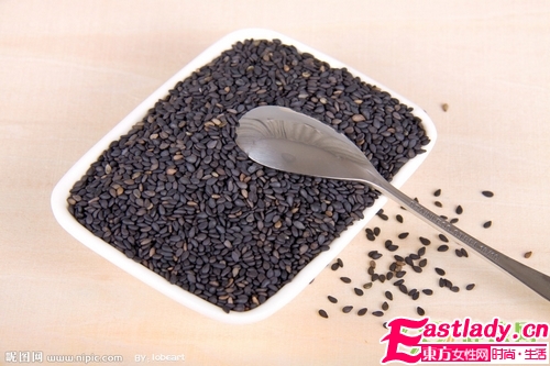 青赤黃白黑 美容功效顯著的五大食物