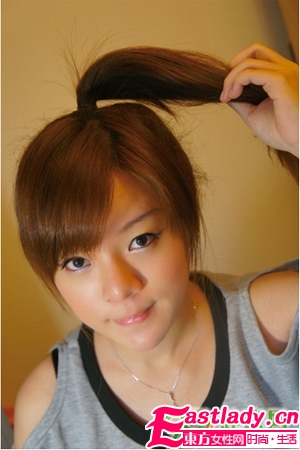 3種日式丸子頭扎法 看發(fā)量選擇