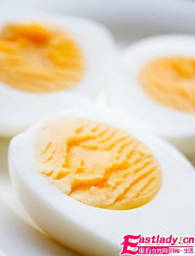 9個(gè)用雞蛋護(hù)膚妙招 讓你肌膚嫩滑如新生