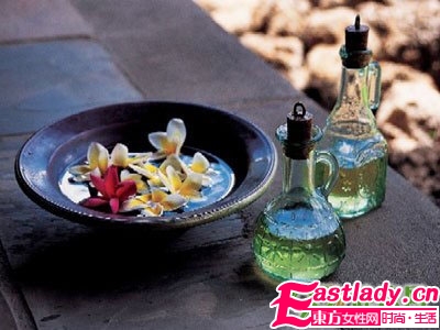 繞開(kāi)誤區(qū)的精油保養(yǎng)攻略