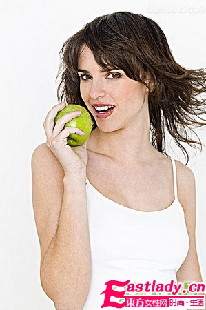 6種頭發(fā)枯黃原因與食療改善