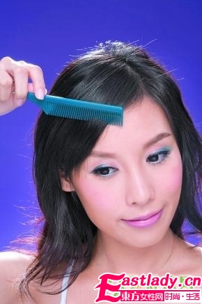 DIY直發(fā)變卷發(fā)步驟圖解