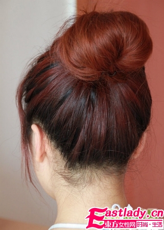 花苞頭的扎法詳細(xì)步驟圖解