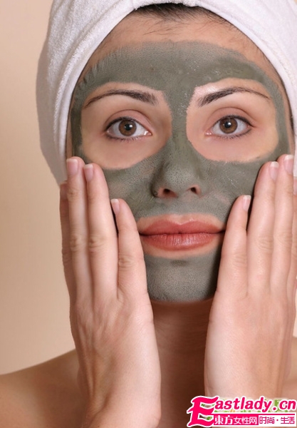 消滅唇角粉刺UP挑花運