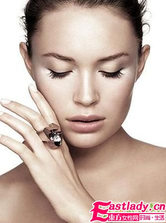 最新經(jīng)濟(jì)實(shí)用去痘的11種招