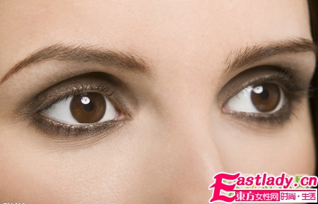 五官保養(yǎng)小竅門(mén) 讓你年輕十歲