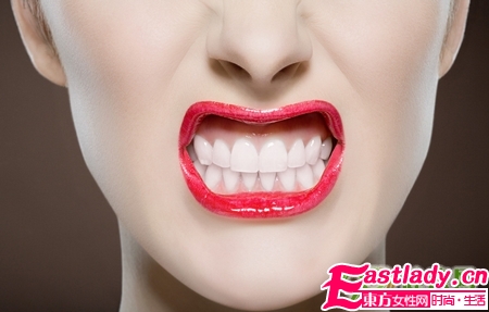 嘴唇干裂怎么保護是最快最好