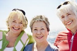 更年期婦女保健養(yǎng)生四要素 少吃肥肉多吃魚