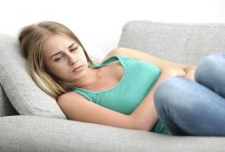 預(yù)防痛經(jīng)別久坐 11種食物讓你不再痛