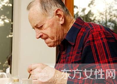 預防老年癡呆癥 老年癡呆的前兆有哪些