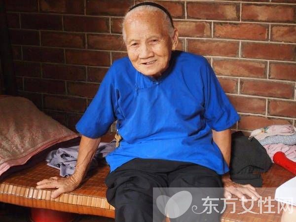 腦梗死的癥狀有哪些 腦梗死和腦梗塞的區(qū)別