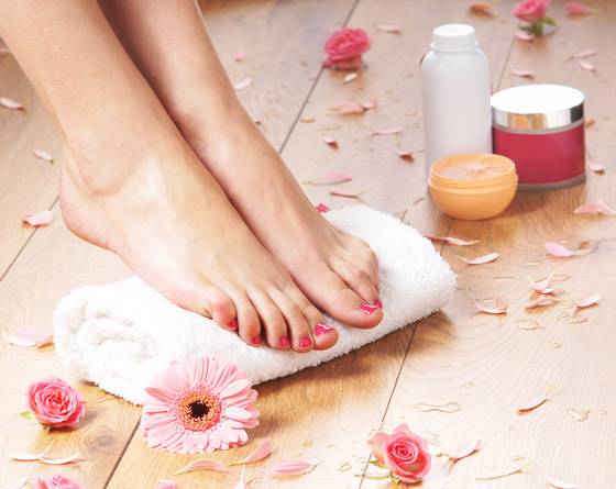 冬季足部保養(yǎng)不能懶 學(xué)會這幾招輕松搞定