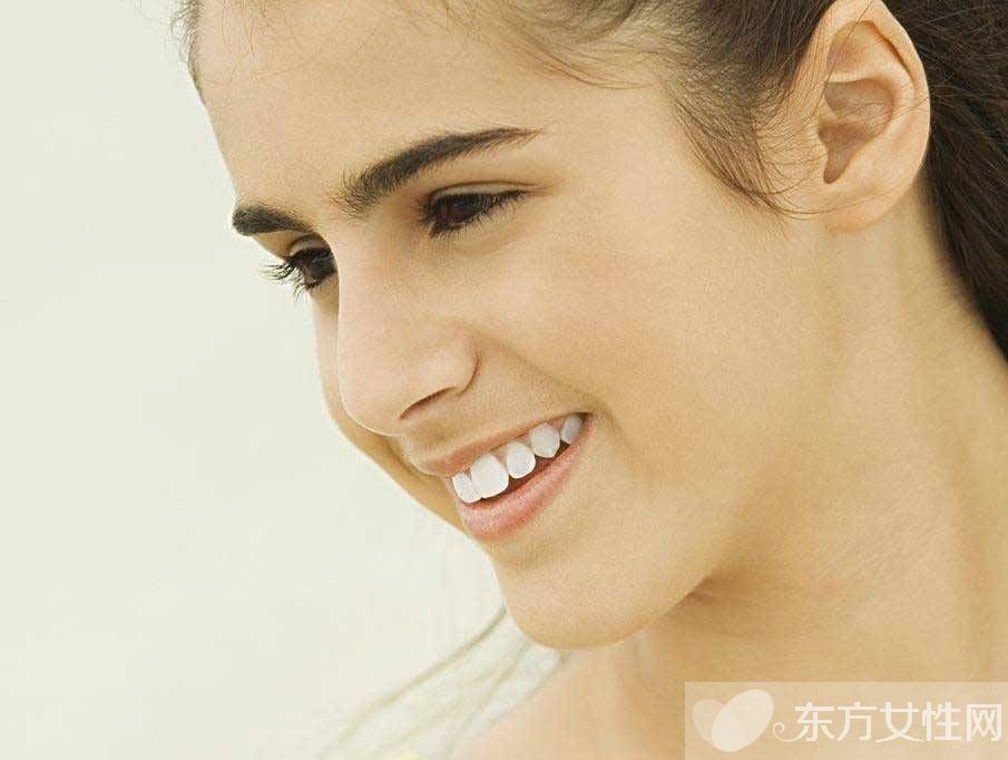 揭密牙周炎的癥狀 一經(jīng)發(fā)現(xiàn)及時(shí)治療