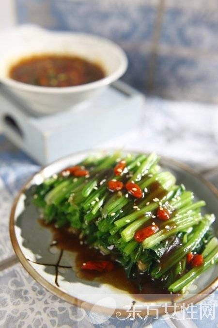 菠菜的營(yíng)養(yǎng)價(jià)值 要怎么挑選新鮮的菠菜