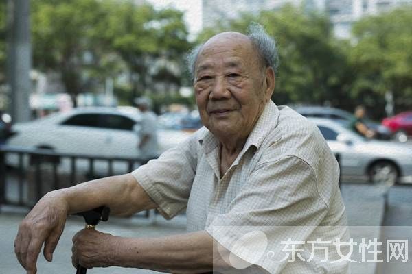 膽固醇高的危害 膽固醇患者飲食注意事項(xiàng)