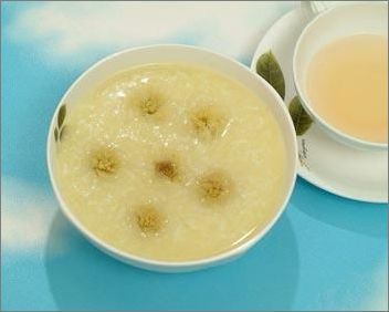 女性冬季美容養(yǎng)顏粥 喝出水嫩女人