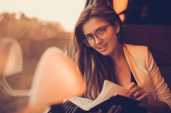 治療老花眼的新方法 6招教你如何預(yù)防老花眼