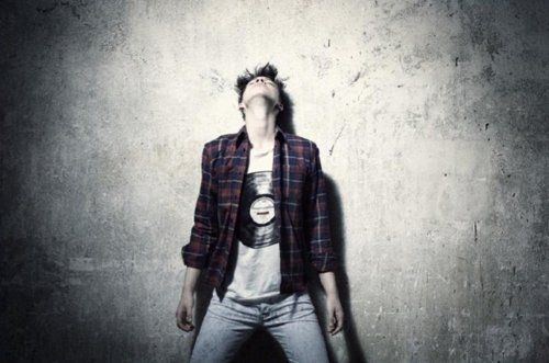 精神病遺傳嗎 精神病常見癥狀有哪些