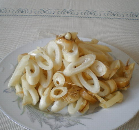 雖說蘆根的作用好處多 但脾胃虛寒者要禁用