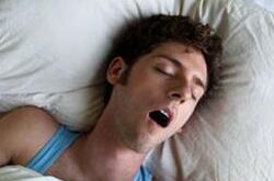 打呼嚕偏方有哪些呢 如何預(yù)防睡覺(jué)打呼嚕