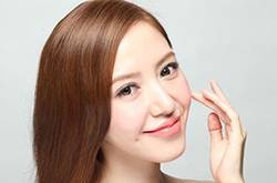 青春痘的治療小偏方 7個(gè)偏方幫你解決面子問(wèn)題