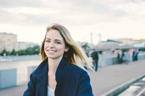 盆腔炎有什么癥狀 盆腔炎是怎么引起的