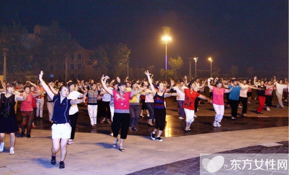 中老年人跳廣場健身操的好處有哪些