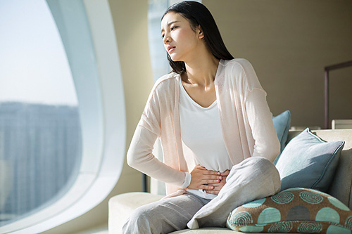 外陰痛癢怎么回事 外陰瘙癢的預(yù)防保健方法