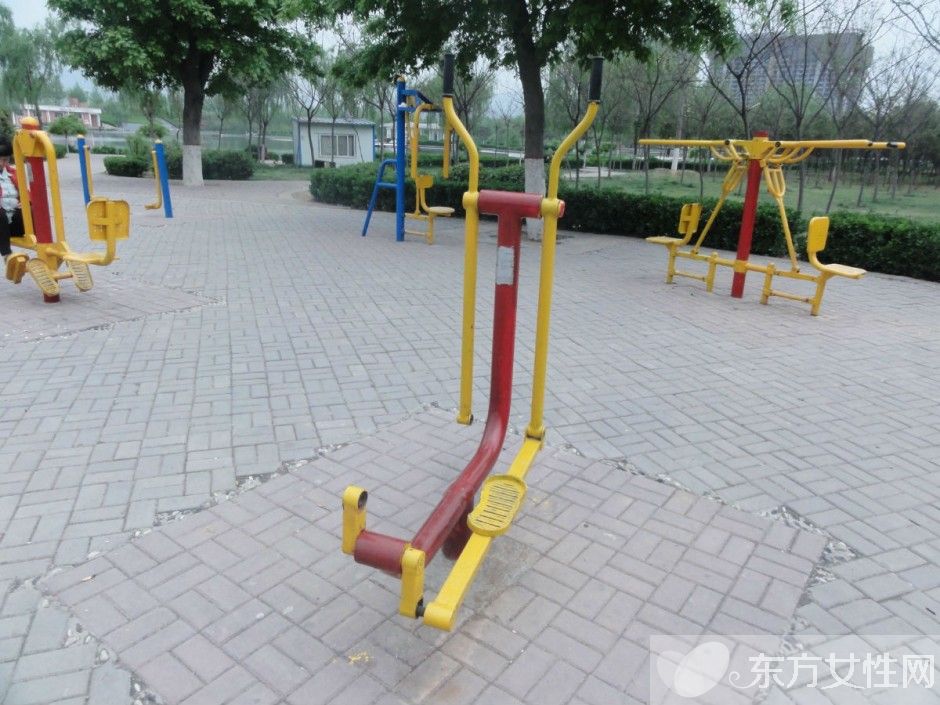 合理運用戶外健身器材 這些方面一定要注意