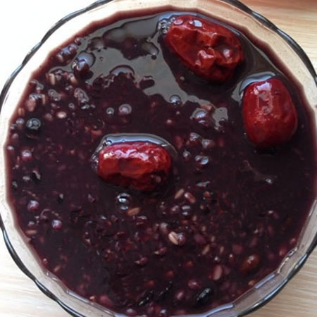 貧血有哪些癥狀 貧血需要注意些什么