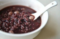 女人補(bǔ)血益氣可以吃什么粥 這5款粥正合適