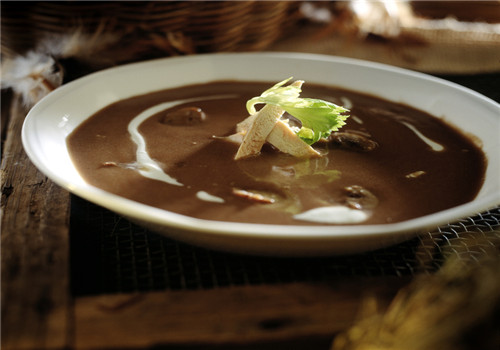 四物湯的禁忌 適當(dāng)藥補(bǔ)需謹(jǐn)慎