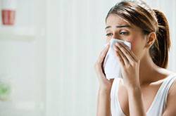 風(fēng)寒感冒癥狀有哪些 風(fēng)寒感冒和風(fēng)熱感冒之間的區(qū)別