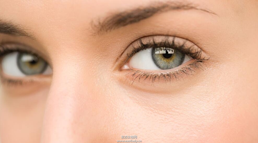 上眼皮突然下垂怎么辦 這可能是疾病信號(hào)