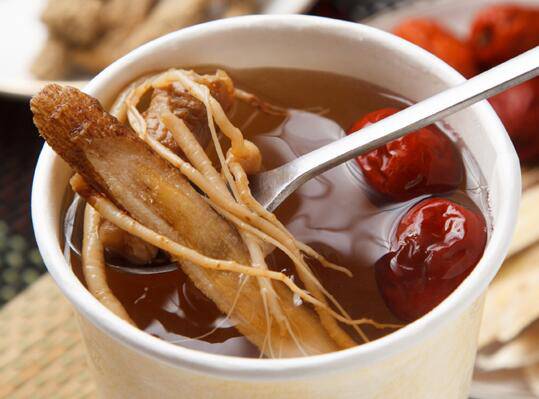 林蛙油的功效與作用 揭林蛙油的營養(yǎng)吃法