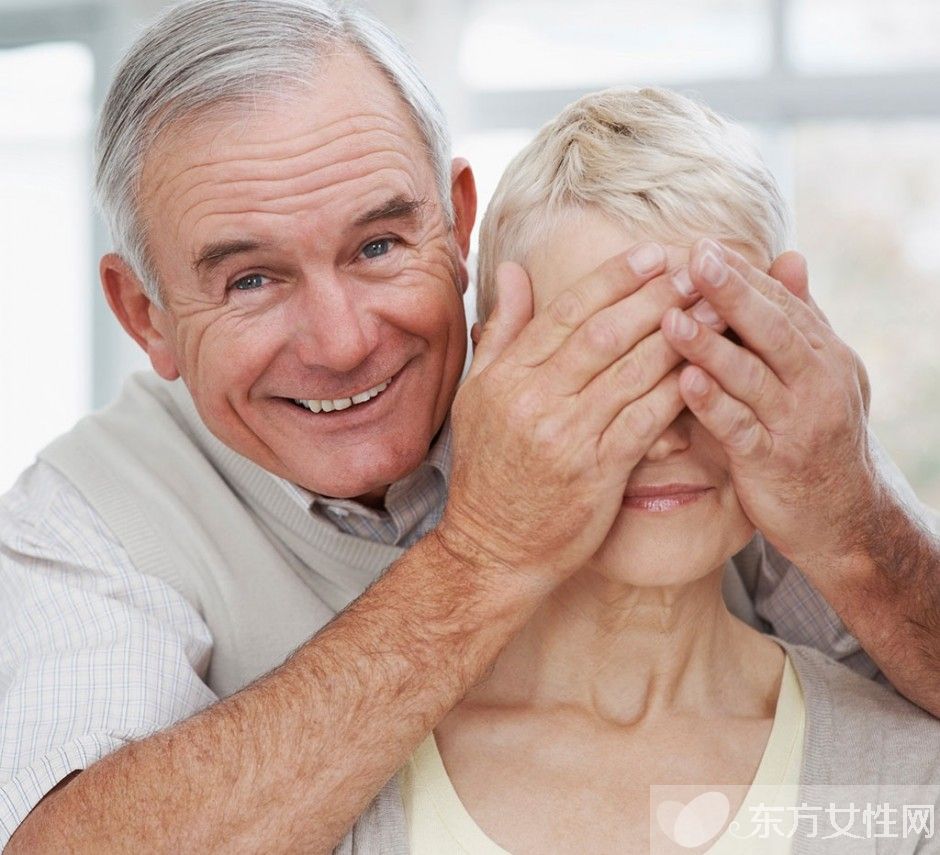 老年人謹(jǐn)防這些常見(jiàn)眼病 常吃這些水果保護(hù)眼睛哦