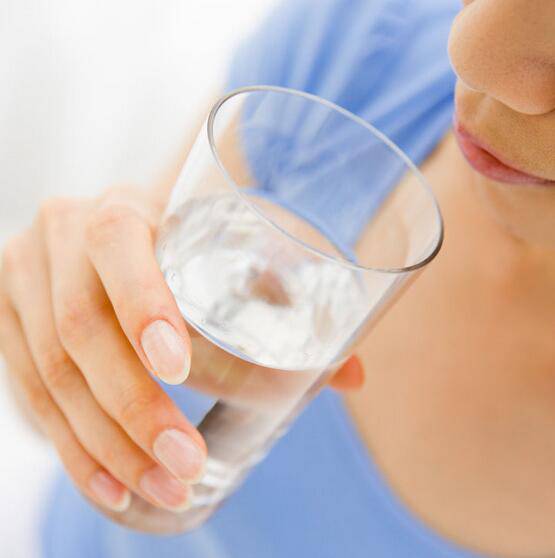 小便時尿道刺痛怎么回事 什么原因造成的