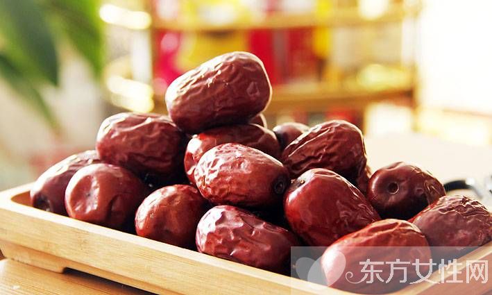 治療乳腺癌的民間小偏方 乳腺癌早期癥狀表現(xiàn)有哪些