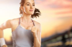 喉嚨發(fā)炎怎么辦 六款食療巧治喉嚨發(fā)炎