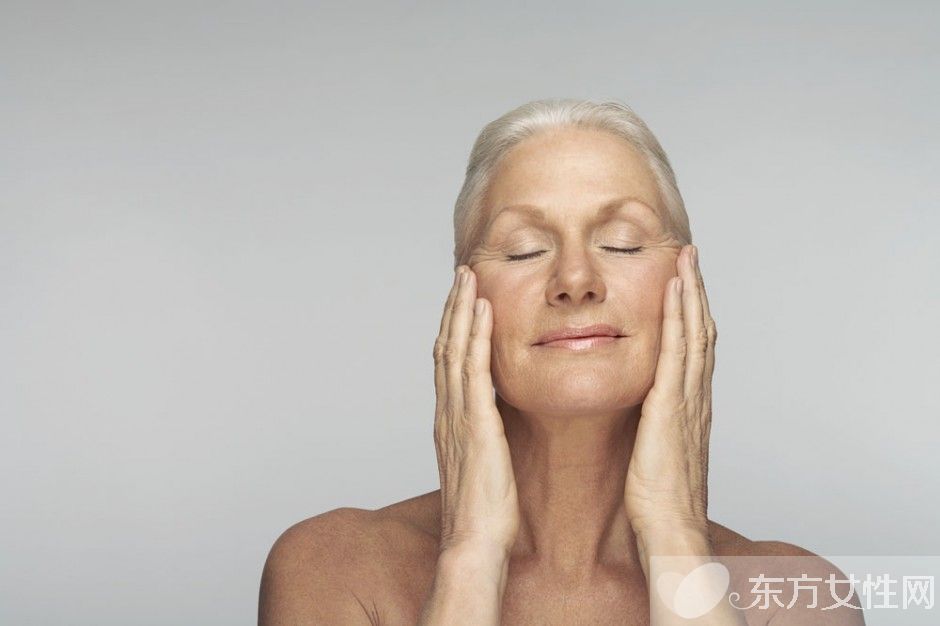 老年人謹(jǐn)防這些常見(jiàn)眼病 常吃這些水果保護(hù)眼睛哦