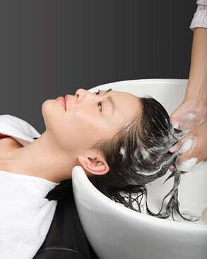 護(hù)發(fā)方法 冬季如何養(yǎng)護(hù)頭發(fā)防脫發(fā)