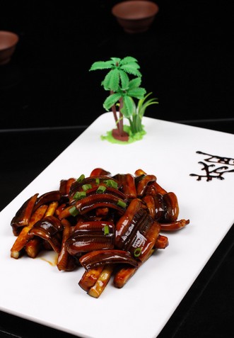 哺乳期吃什么好 紅苕粉燒鱔魚的做法