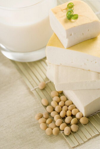 嬰兒補(bǔ)鈣 嬰幼兒補(bǔ)鈣的飲食誤區(qū)和注意事項(xiàng)