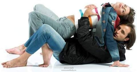 15張真人做愛姿勢示范圖片大全 總有一種適合你