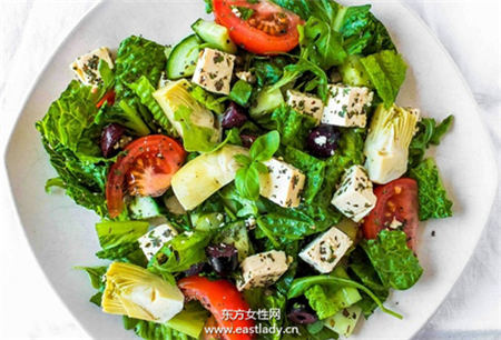 喝生機飲、吃生菜沙拉不會胖 得了胃寒別叫苦