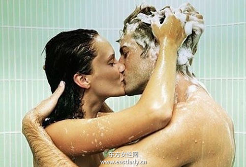 邊泡溫泉邊愛(ài)愛(ài)女性小心得陰道炎