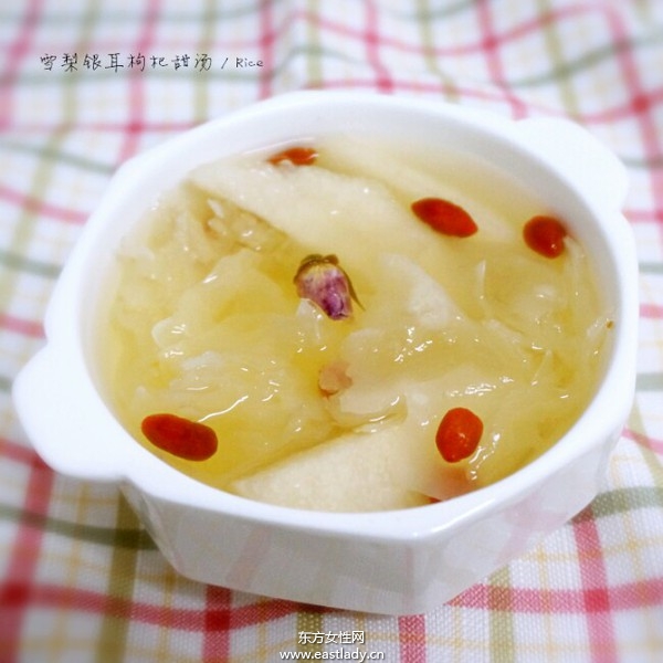 冬季吃雪梨的功效與作用 豐富的營(yíng)養(yǎng)價(jià)值