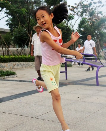 打羽毛球的好處 打羽毛球帶來(lái)的保健功效