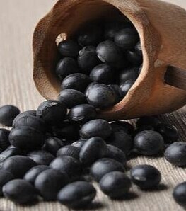 掉頭發(fā)很厲害怎么辦 女性掉頭發(fā)四款食療方