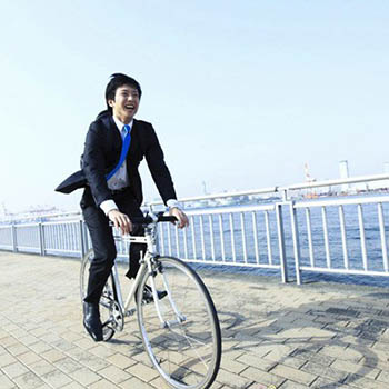 騎自行車如何避免受傷 騎自行車注意事項(xiàng)